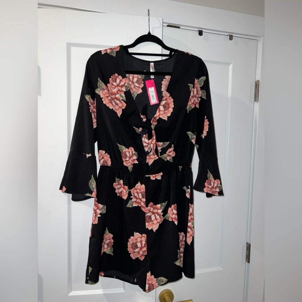 NWT xhilaration floral romper